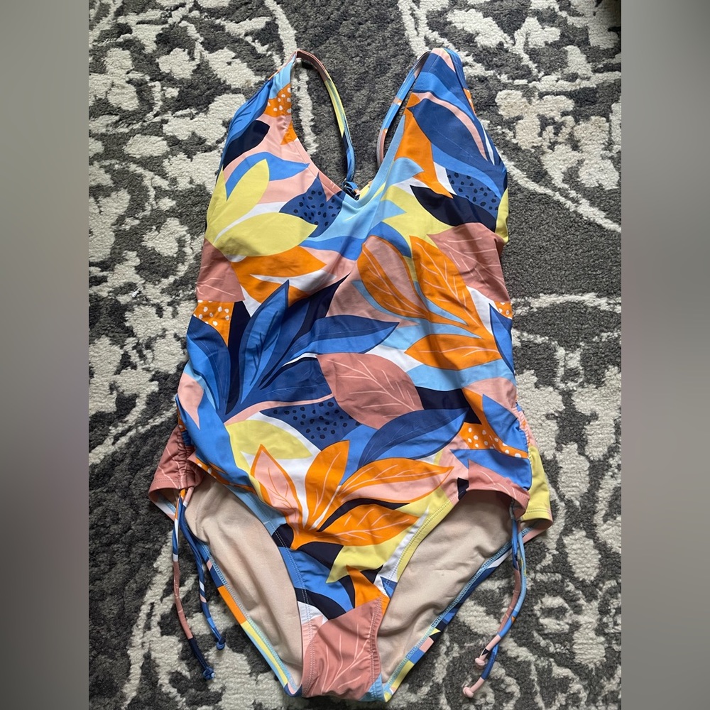Womens XL Kona Sol bathing suit